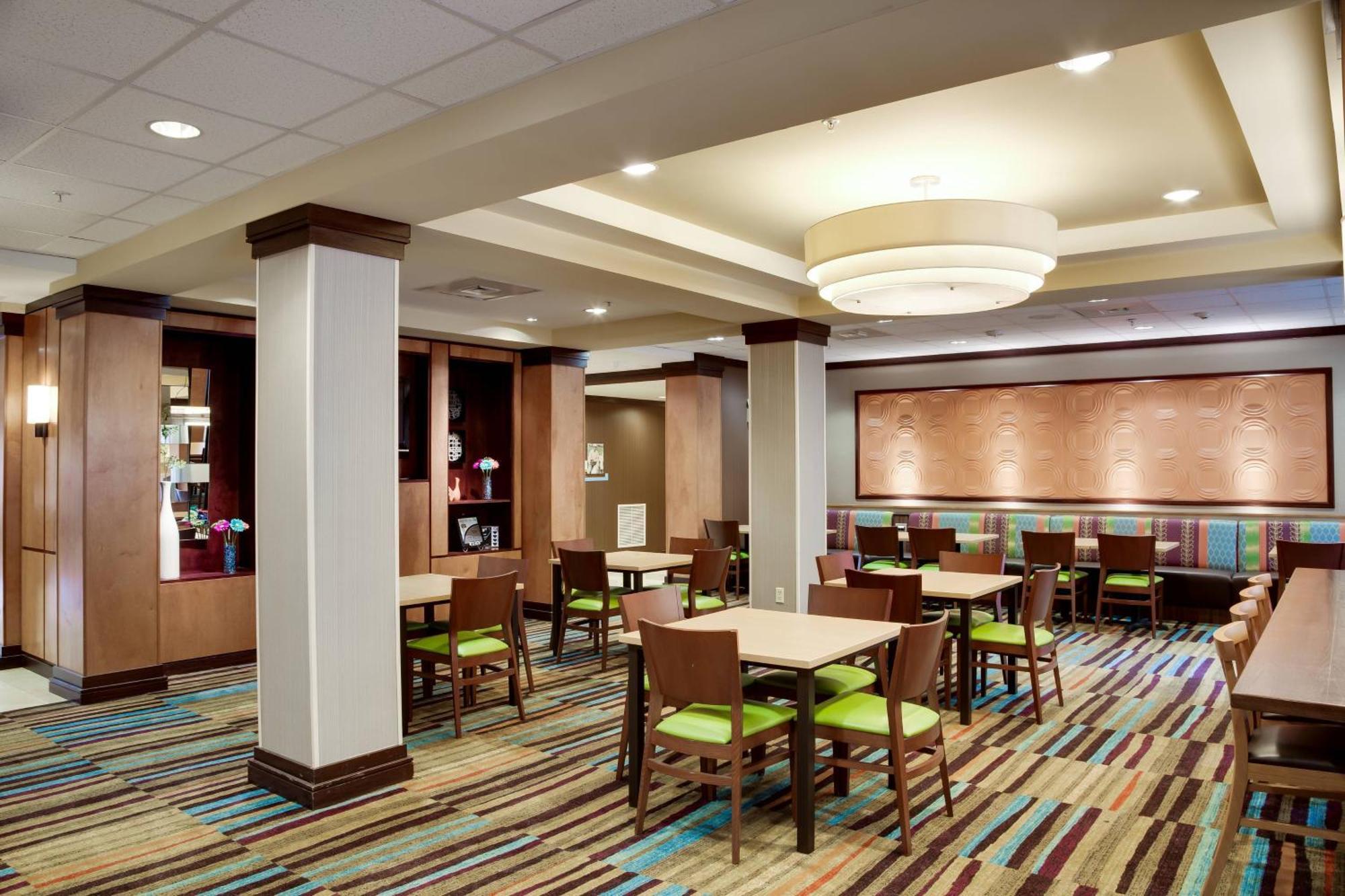 Fairfield Inn & Suites Лейк Сити Экстерьер фото