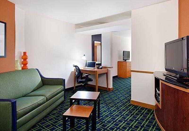 Fairfield Inn & Suites Лейк Сити Экстерьер фото